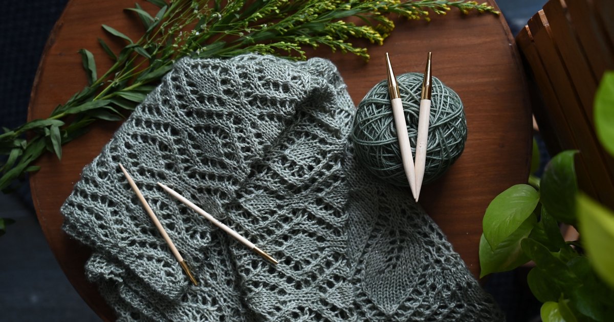 Dreieckstuch mit Lochmuster stricken: Anfänger-Anleitung